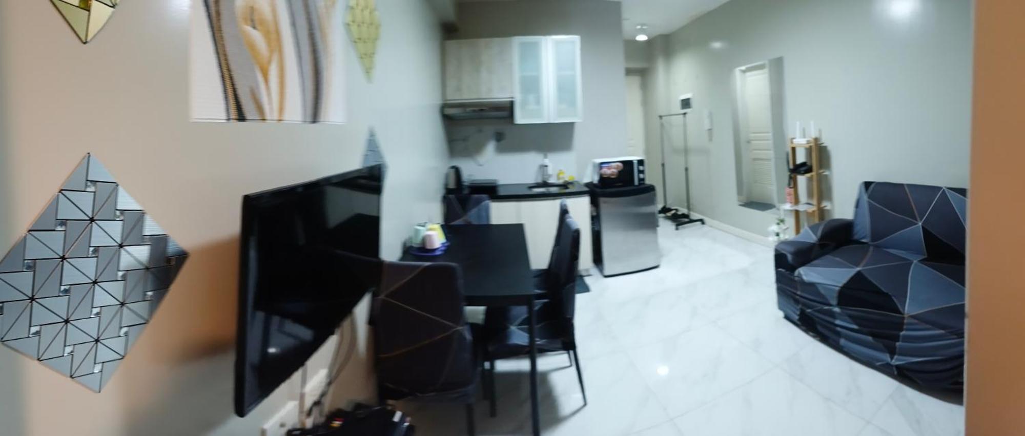 Monarch Parksuites - Balmoral Place Paranaque City Buitenkant foto
